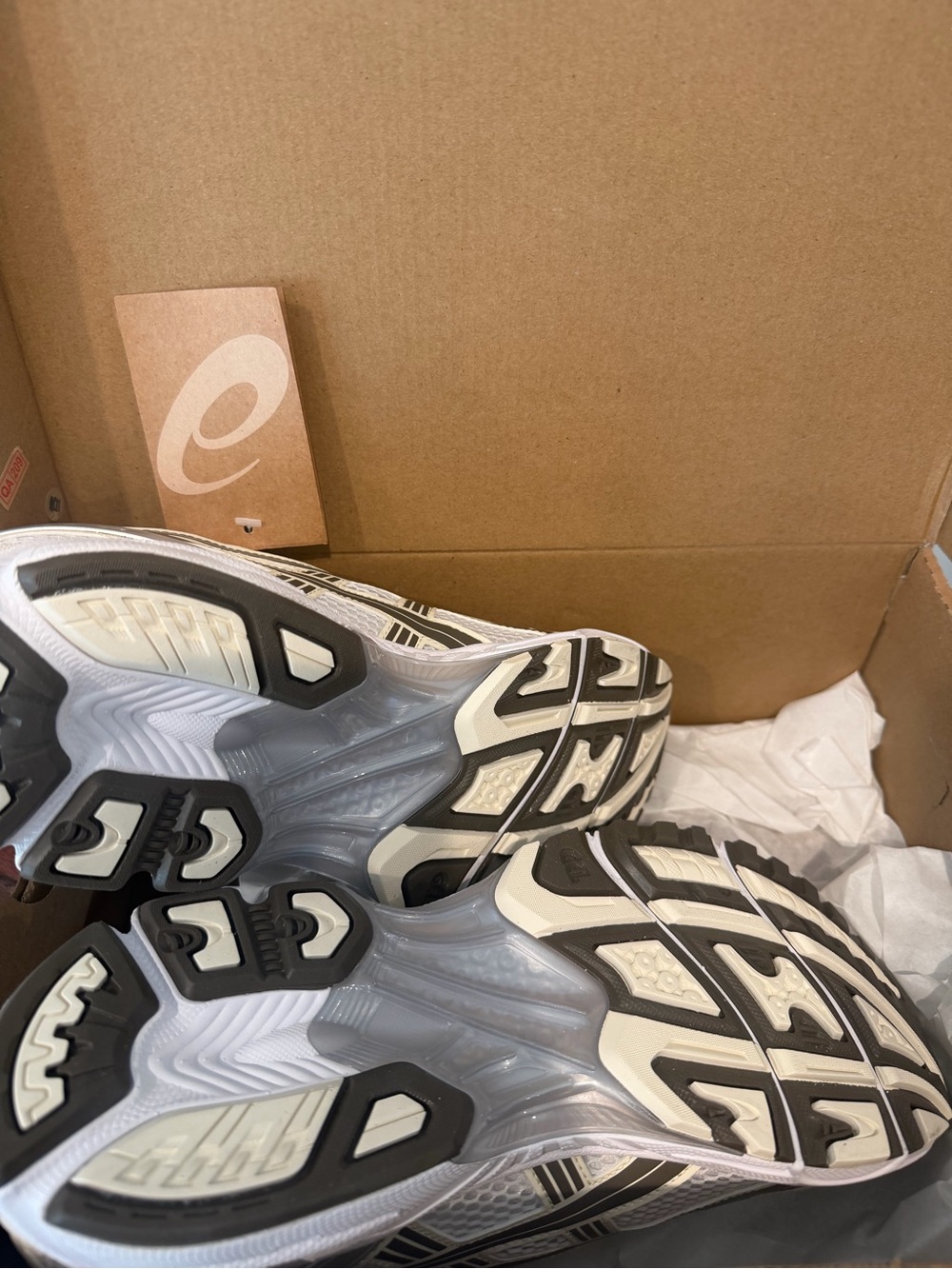 ASICS White, Silver, and Cream Men's Running Shoe - Picture 4 of 7